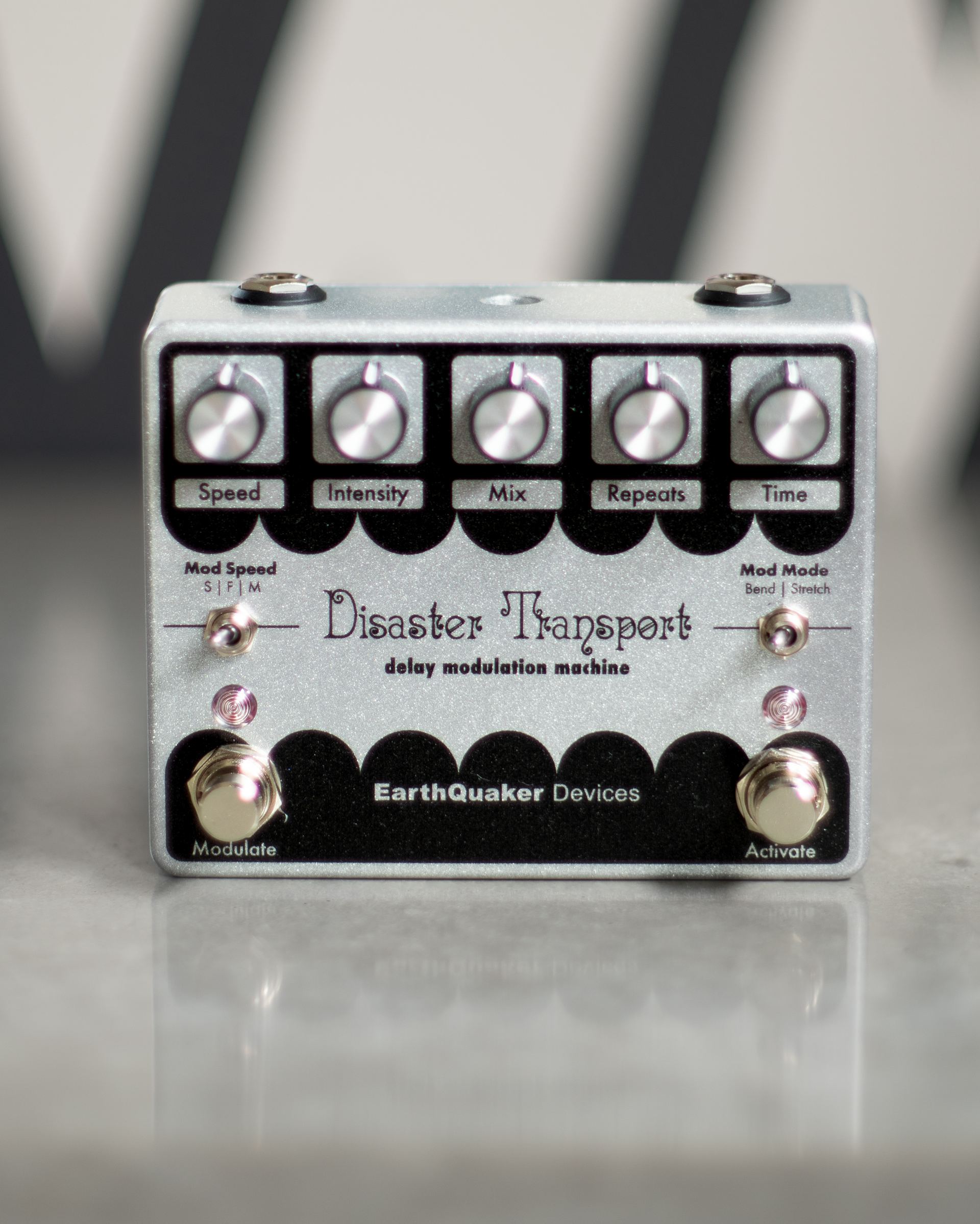 EARTHQUAKER DEVICES - DISASTER TRANSPORT™ LEGACY REISSUE EARTHQUAKER DEVICES - DISASTER TRANSPORT™ LEGACY REISSUE