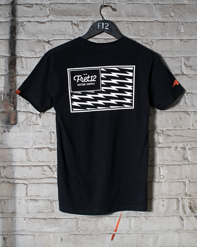 FRET12 ELECTRIC FLAG TEE – BLACK