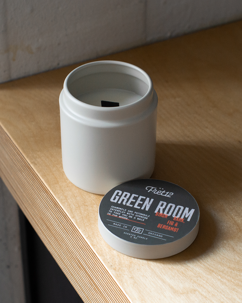GREEN ROOM FRET12 CANDLE – MEDIUM 8OZ