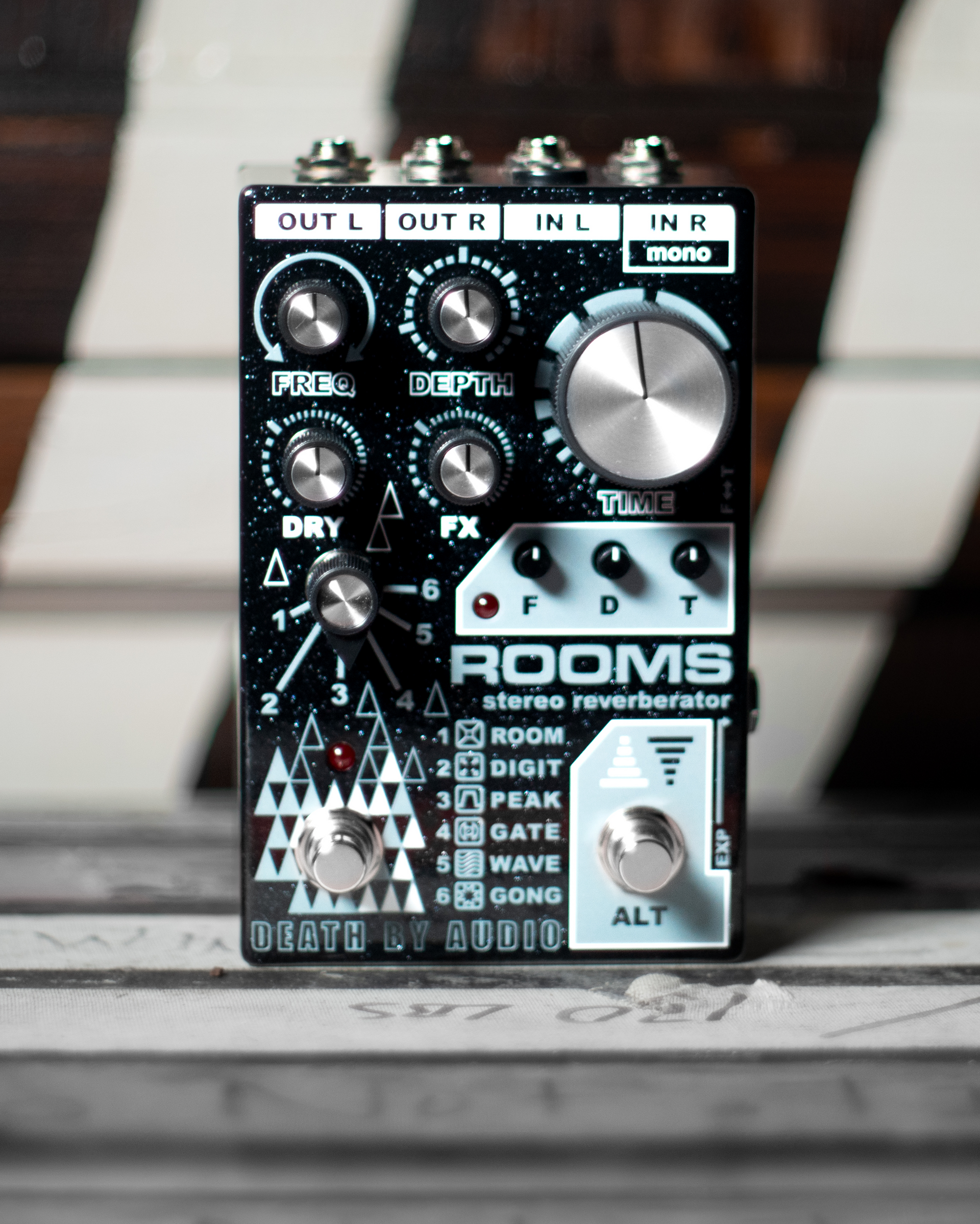 612 death by audio ROOMS リバーブ Death by Audio Rooms Stereo Reverberator – United States