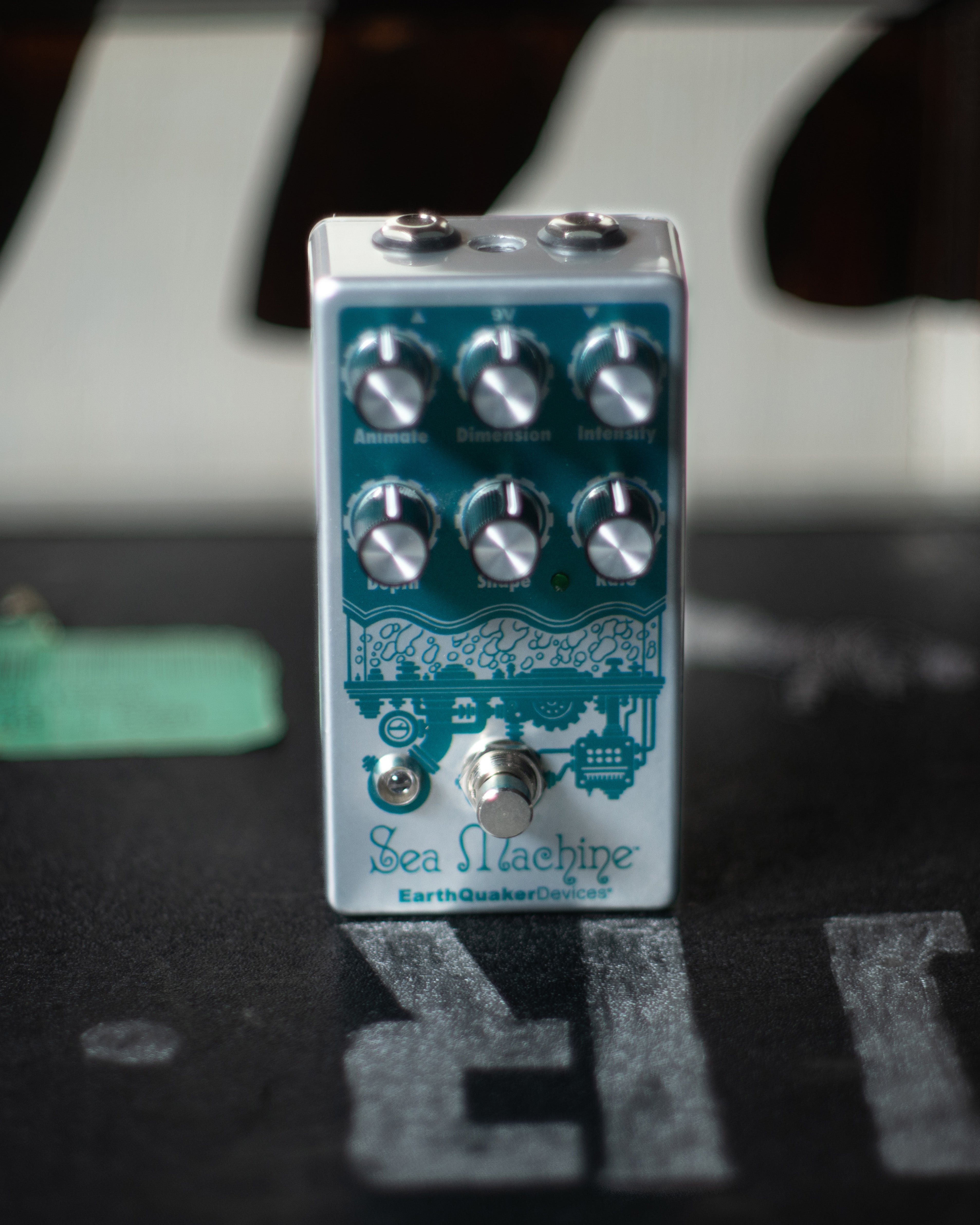 Sea Machine Super Chorus — EarthQuaker Devices