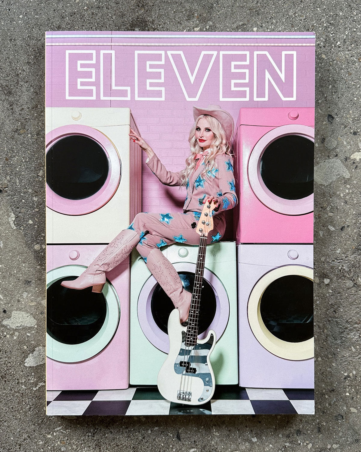 ELEVEN Guitar Magazine #3 - Jennie Vee Cover – FRET12