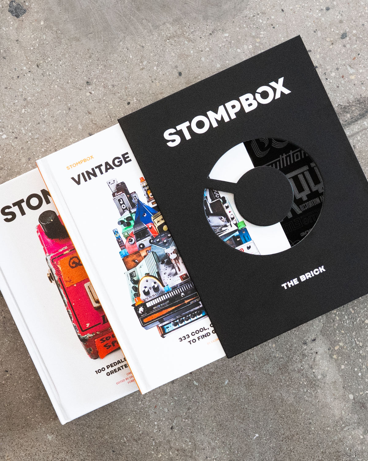 The Brick: STOMPBOX BOOK and VINTAGE & RARITIES BOOK set – FRET12